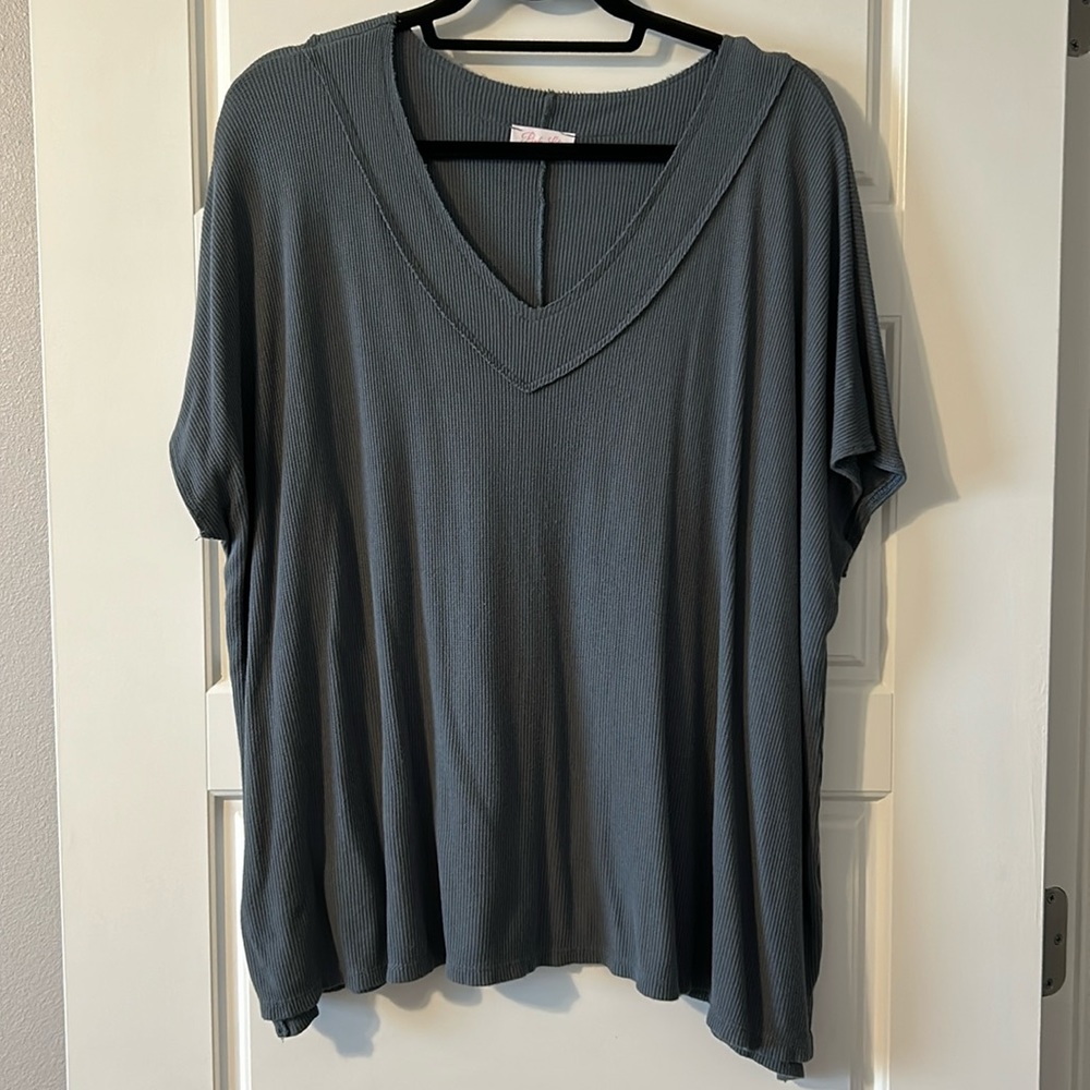 Pink Lily Large Oversized T-Shirt